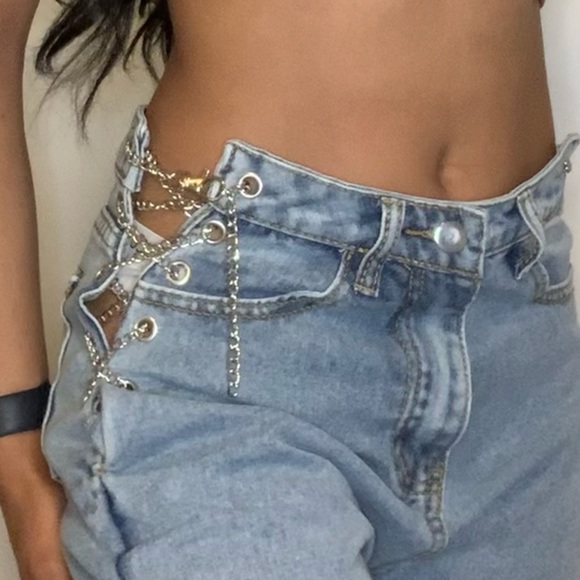 Chain detailed denim jeans - Picture 2 of 3